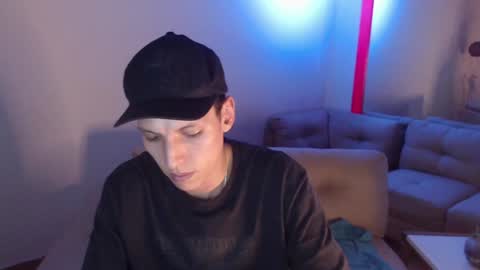 hefesto_69 online show from January 27, 11:22 pm