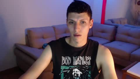 hefesto_69 online show from January 11, 2:41 am