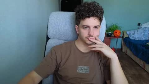 Remy online show from November 18, 9:57 am