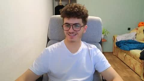 Remy online show from December 15, 1:19 pm