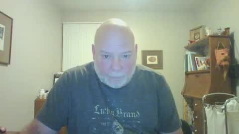 Snapshot of helloforfun111 chatting on January 12, 10:56 am helloforfun111 online show from January 12, 10:56 am