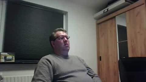 henrikrp1971 online show from February 10, 5:28 pm