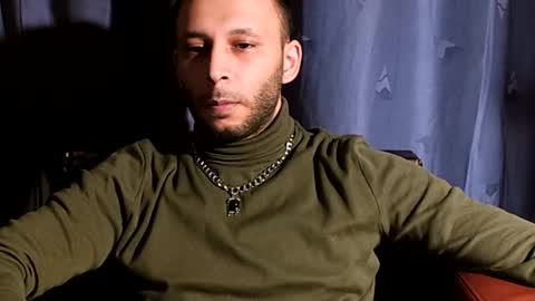 HenryAxe online show from December 4, 9:57 pm