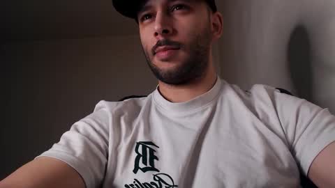 HenryAxe online show from March 21, 3:49 pm