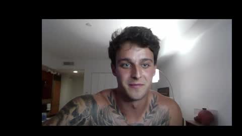 henrydesanti online show from April 14, 4:45 am
