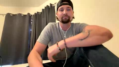 HenryJackk online show from March 13, 10:49 pm