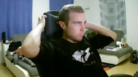 John Pearl online show from November 4, 7:37 pm