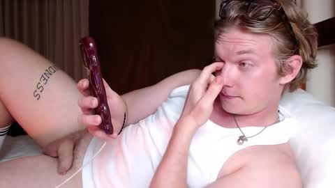 Snapshot of hercules__ chatting on February 11, 2:46 pm Gregblonde Alextattoo online show from February 11, 2:46 pm