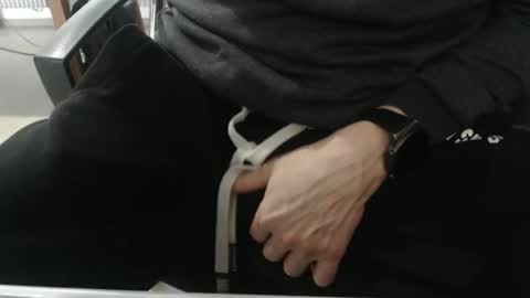 hero0111 online show from April 17, 10:18 am