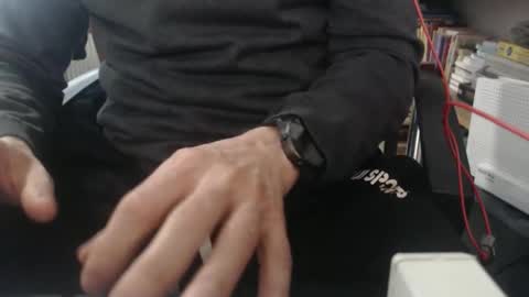 hero0111 online show from April 14, 2:05 pm