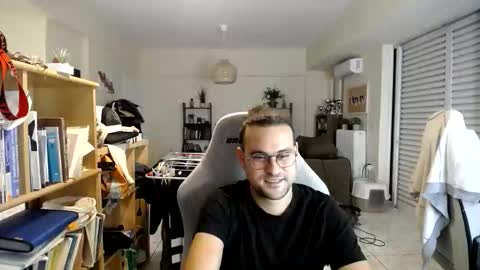 YourGuy online show from November 10, 3:50 pm