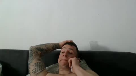 heteroboyxx online show from February 22, 9:45 am