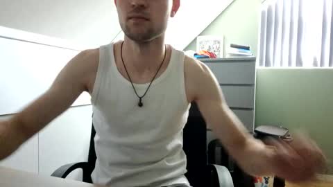   online show from May 30, 1:22 pm