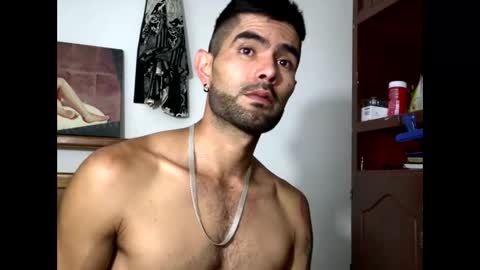 hideonbush online show from April 14, 1:06 am