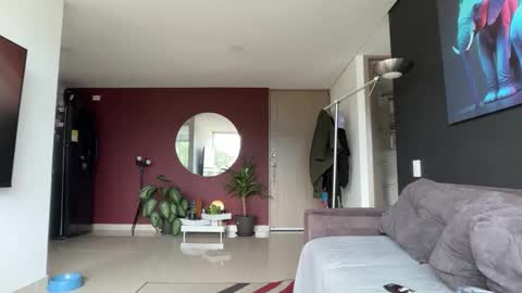 Terry and E online show from March 30, 7:48 pm