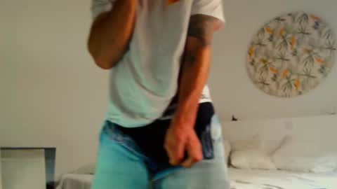 highnightz online show from October 3, 9:14 am