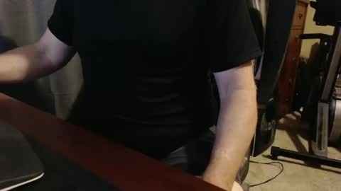 Snapshot of highwayx chatting on October 10, 6:02 pm highwayx online show from October 10, 6:02 pm