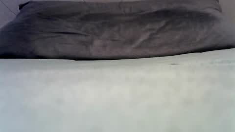 hildie85 online show from November 19, 7:08 am