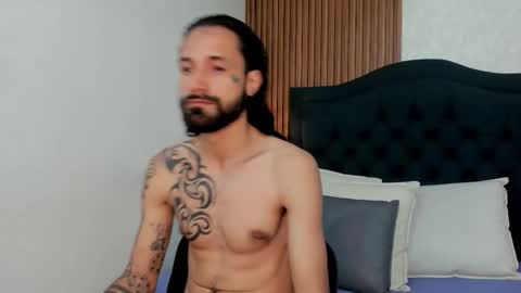 Hisoka online show from February 20, 12:07 pm