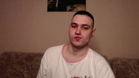 Hisoka online show from February 11, 7:52 pm