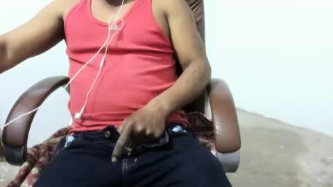 Snapshot of hk5792 chatting on November 2, 3:44 am Your Morenito online show from November 2, 3:44 am