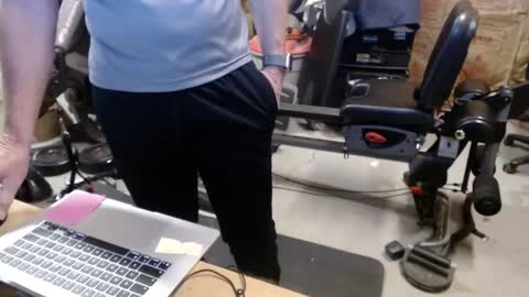 Nick online show from April 8, 11:42 am