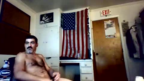 Snapshot of hoglegg99384194 chatting on October 17, 9:24 am hoglegg99384194 online show from October 17, 9:24 am