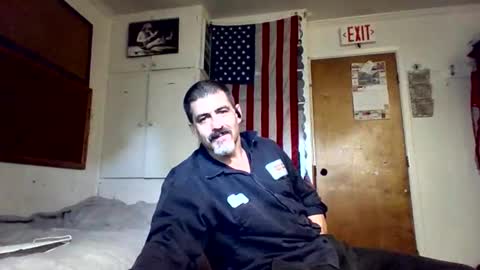 Snapshot of hoglegg99384194 chatting on October 2, 12:31 pm hoglegg99384194 online show from October 2, 12:31 pm