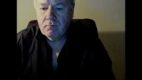 Snapshot of holgerhb53 chatting on January 19, 3:10 pm Holger online show from January 19, 3:10 pm
