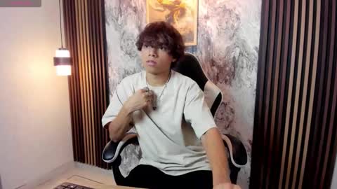 Snapshot of honeymoon_sariel chatting on October 15, 7:43 pm honeymoon_sariel online show from October 15, 7:43 pm