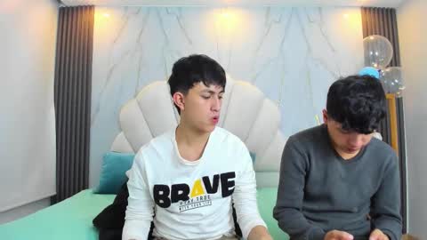 hoot_booys_ online show from March 2, 9:11 pm