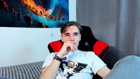 Max online show from February 11, 2:13 pm