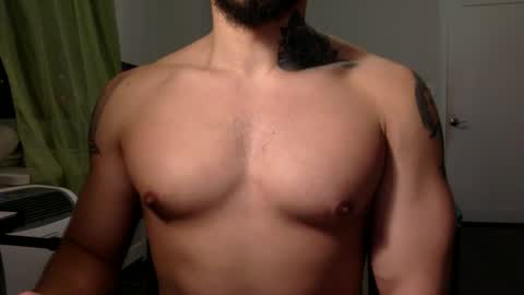 hornybbcxx online show from December 22, 1:01 am