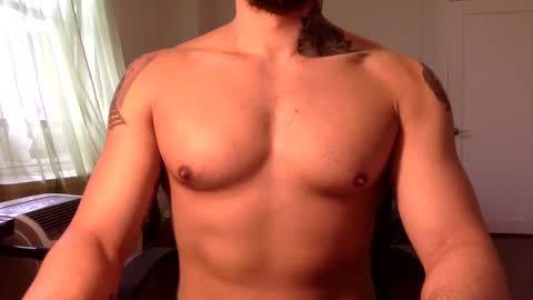 hornybbcxx online show from January 19, 6:32 pm