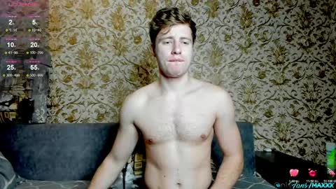 Max online show from April 3, 7:10 pm