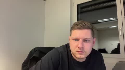 hornyboy95300 online show from November 24, 4:19 pm