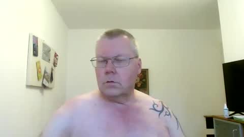 Snapshot of hornydick874303 chatting on September 21, 3:01 pm Meikelmeier online show from September 21, 3:01 pm
