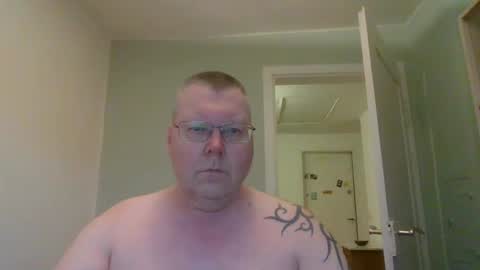 Snapshot of hornydick874303 chatting on February 2, 4:32 pm Meikelmeier online show from February 2, 4:32 pm