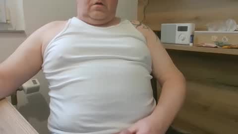 Snapshot of hornydick874303 chatting on December 13, 9:58 am Meikelmeier online show from December 13, 9:58 am