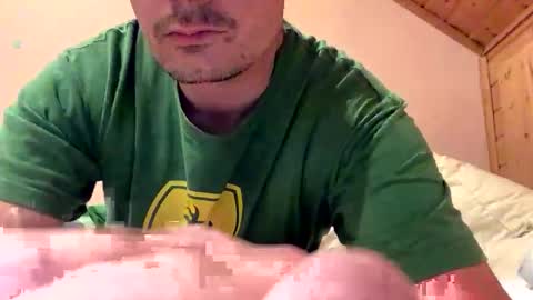 Snapshot of hornyfood112 chatting on October 12, 8:58 pm hornyfood112 online show from October 12, 8:58 pm