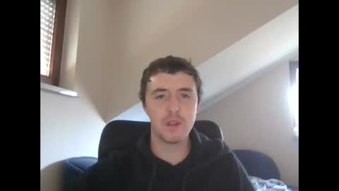 hornyhugoboss online show from December 18, 12:40 pm