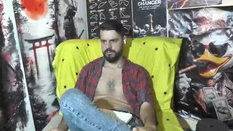 Snapshot of hornymaster93 chatting on October 5, 9:13 am hornymaster online show from October 5, 9:13 am