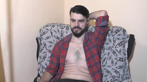Snapshot of hornymaster93 chatting on December 8, 8:20 am hornymaster online show from December 8, 8:20 am