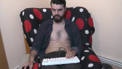 Snapshot of hornymaster93 chatting on March 9, 10:08 am hornymaster online show from March 9, 10:08 am