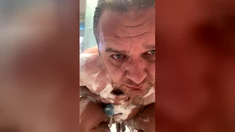 hornyme4u1 online show from June 6, 6:58 pm