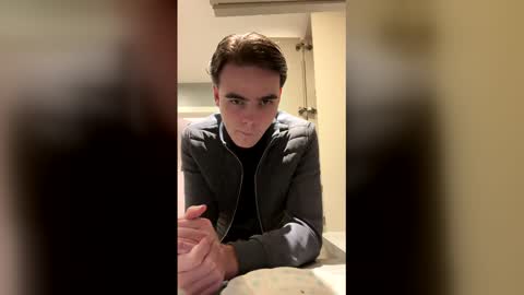 hornystud176 online show from March 29, 2:12 am