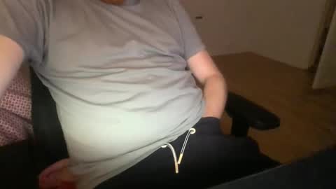 hornystudent1231 online show from December 18, 9:00 pm