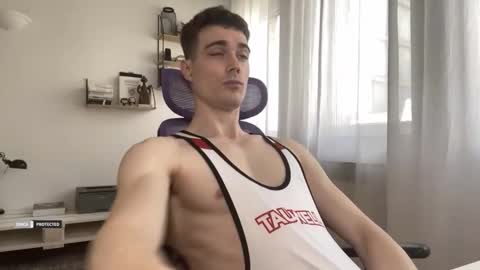 Travis online show from October 23, 9:24 am