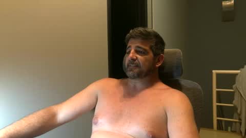 Snapshot of hot_bigcook chatting on December 6, 4:47 am Hardcock20cm online show from December 6, 4:47 am