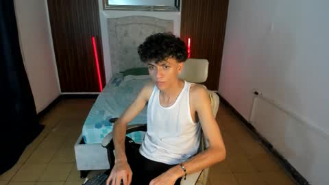 hot bunny online show from December 1, 4:48 am